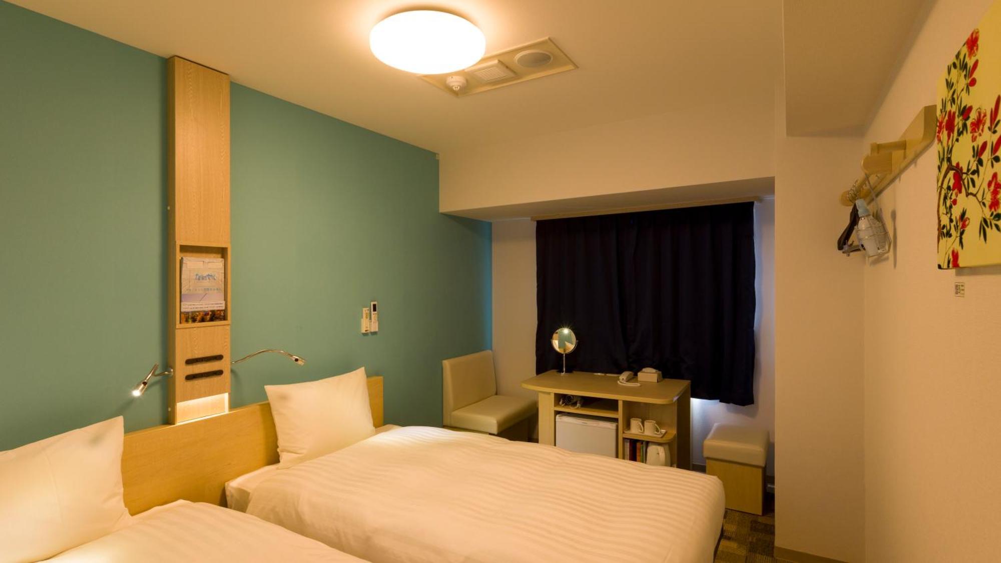 Toyoko Inn Tokyo Keio-Sen Higashi-Fuchu-Eki Kita-Guchi Szoba fotó