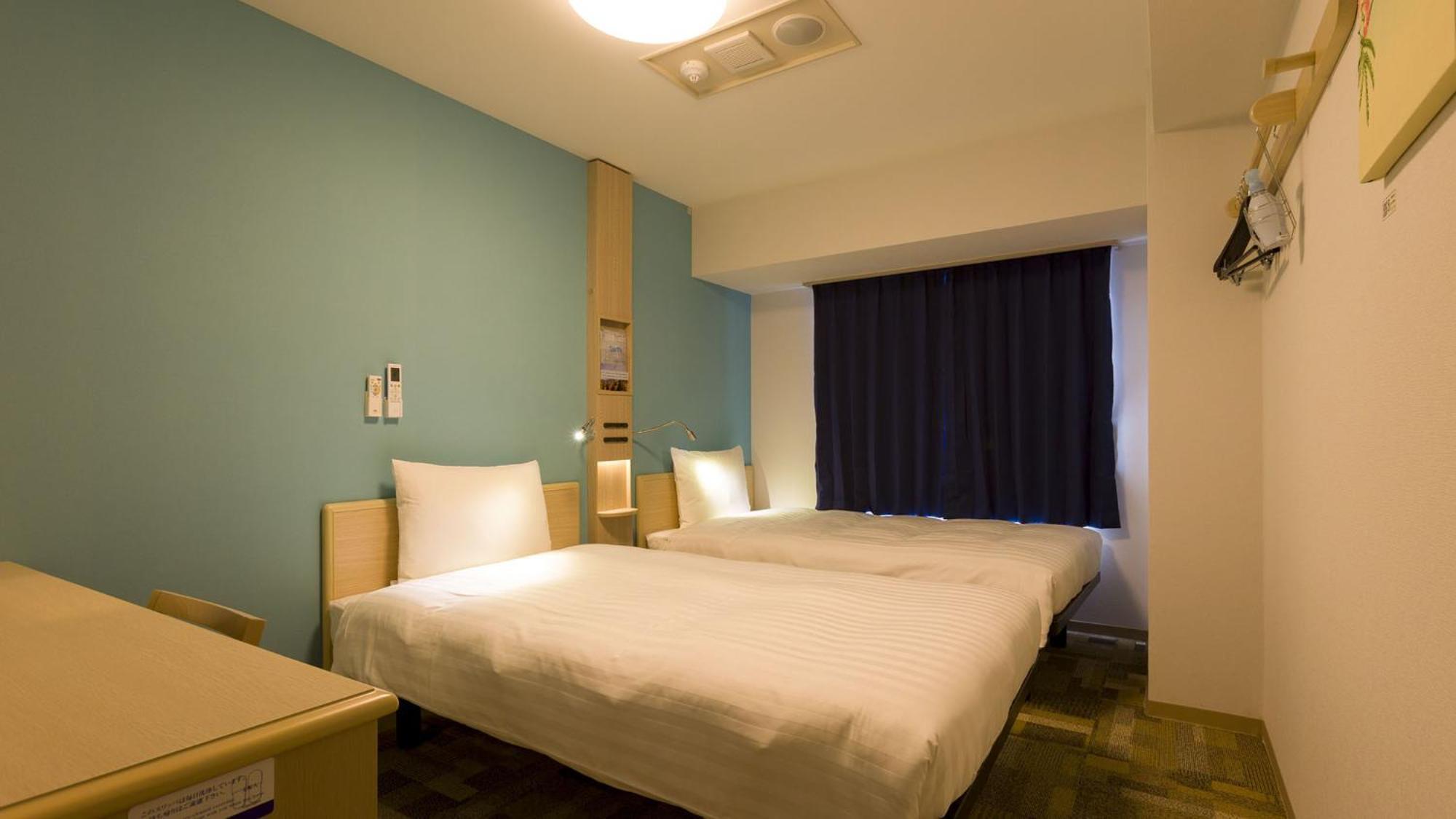 Toyoko Inn Tokyo Keio-Sen Higashi-Fuchu-Eki Kita-Guchi Szoba fotó